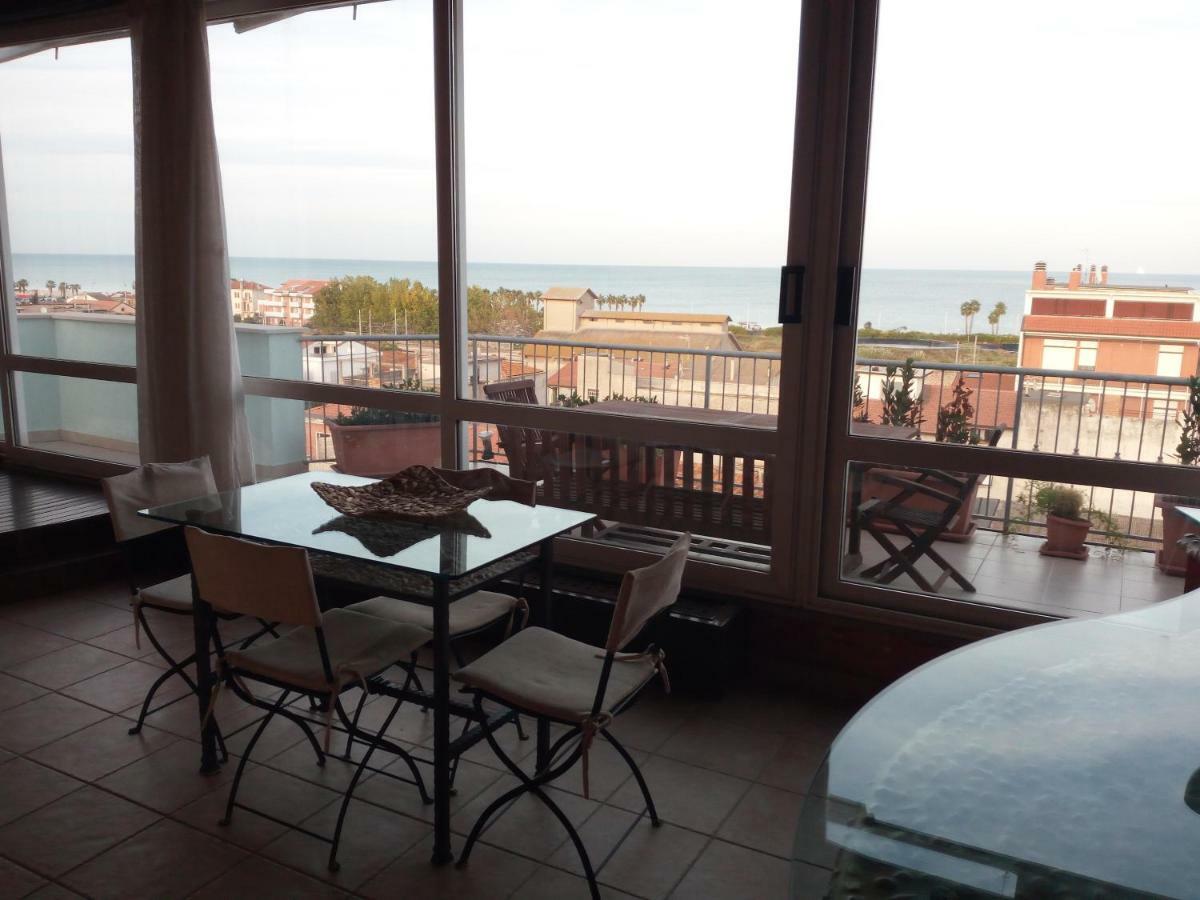 Sky Wellness Apartment Porto SantʼElpidio Eksteriør bilde
